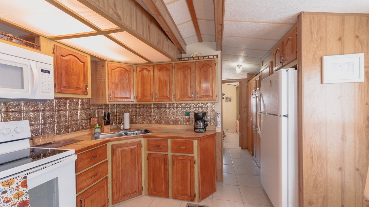 Photo of Kitchen in Hutchinson Island South
