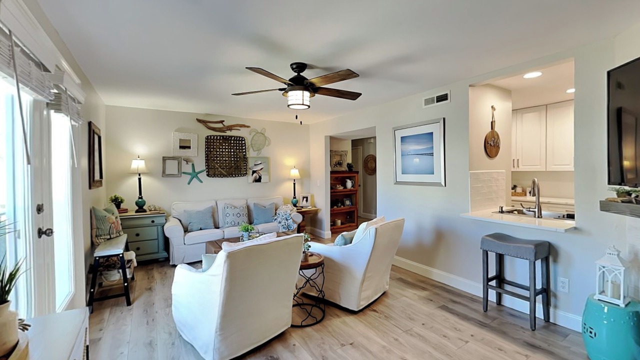 Photo of Livingroom in Sawgrass