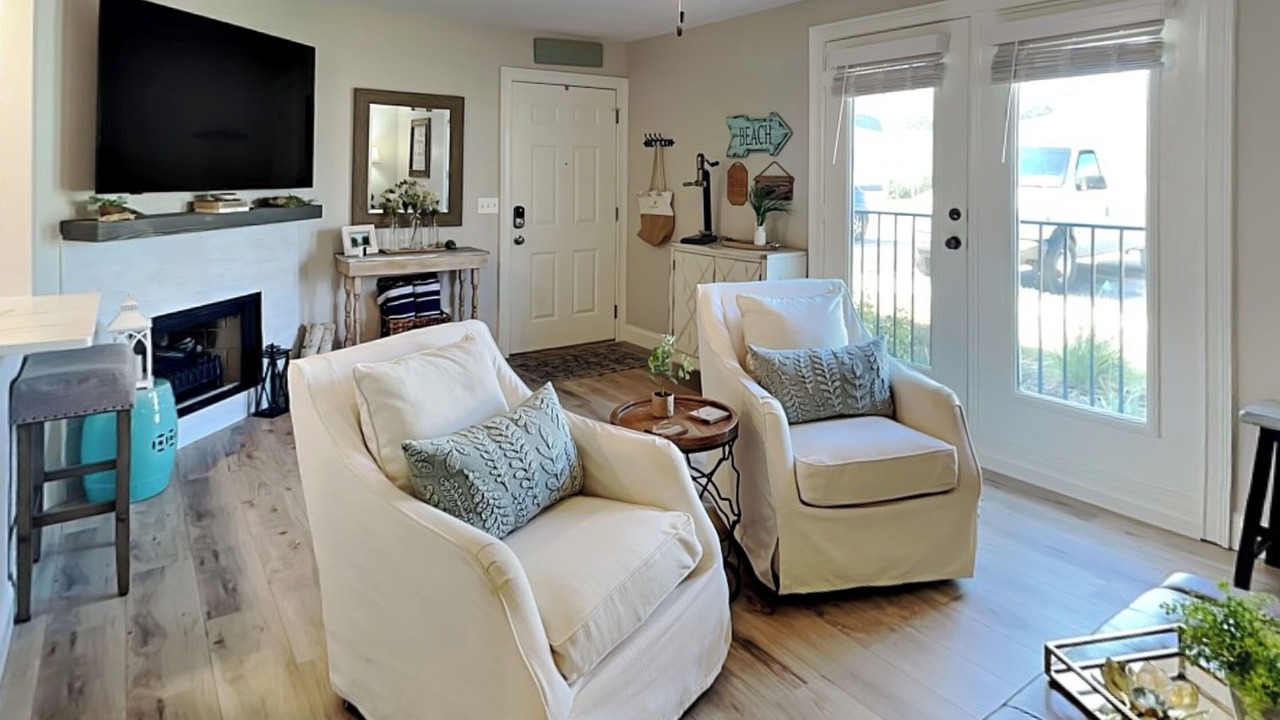 Photo of Livingroom in Sawgrass