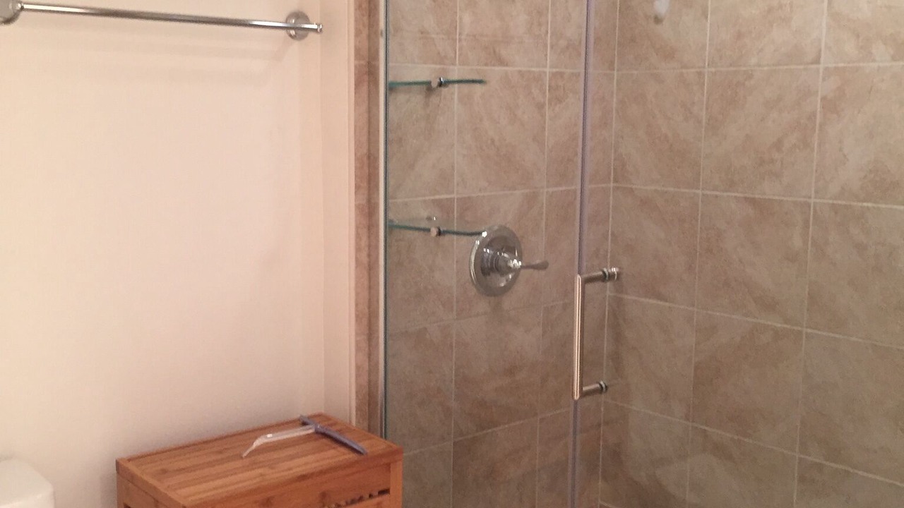 Photo of Bathroom in Island Estate