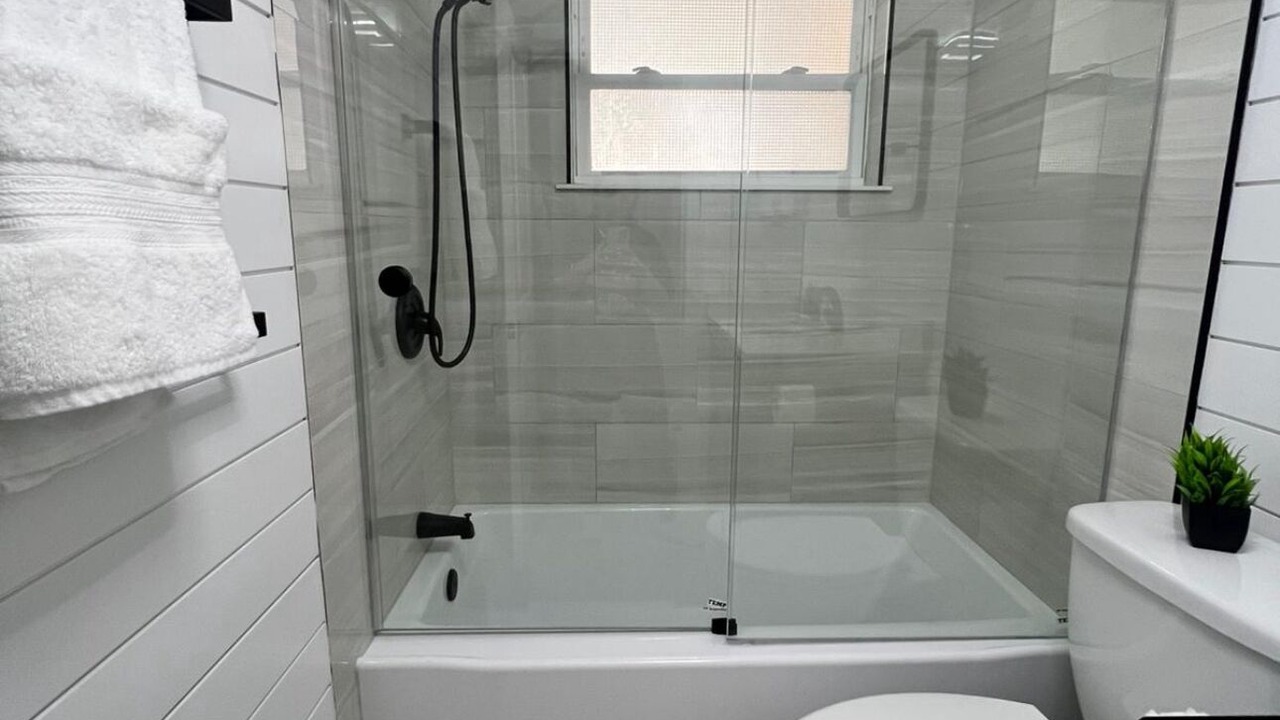 Photo of Bathroom in Flor-a-mar