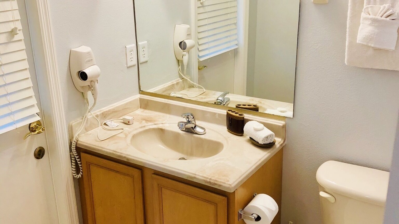 Photo of Bathroom in Calabay Parc