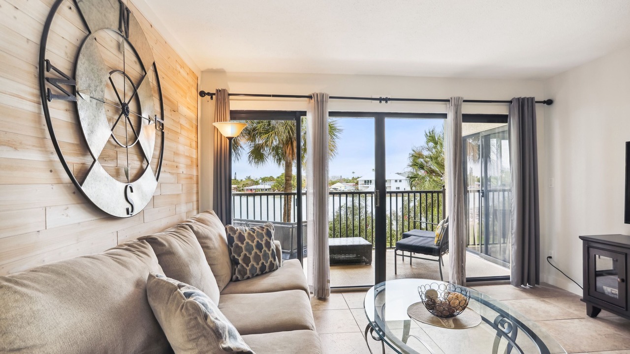 Photo of Livingroom in Sunset Beach