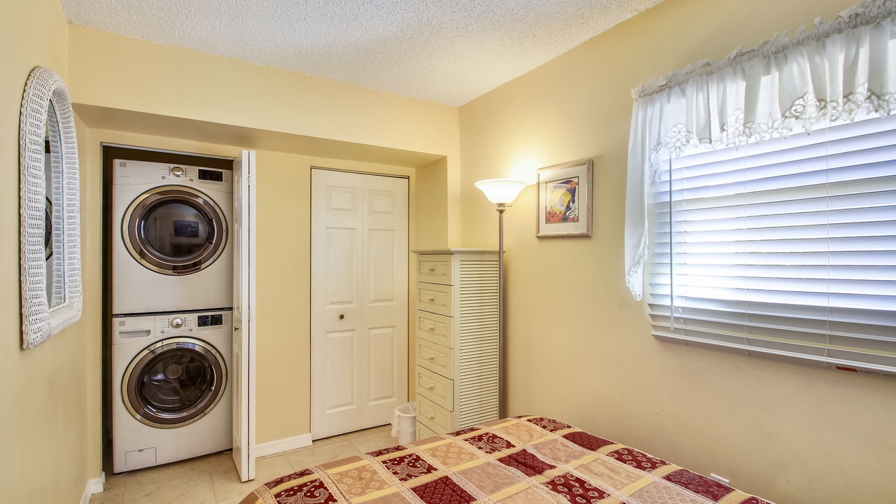 Photo of Bedroom in Madeira Beach