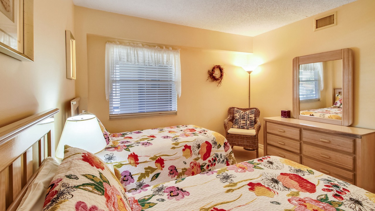 Photo of Bedroom in Madeira Beach