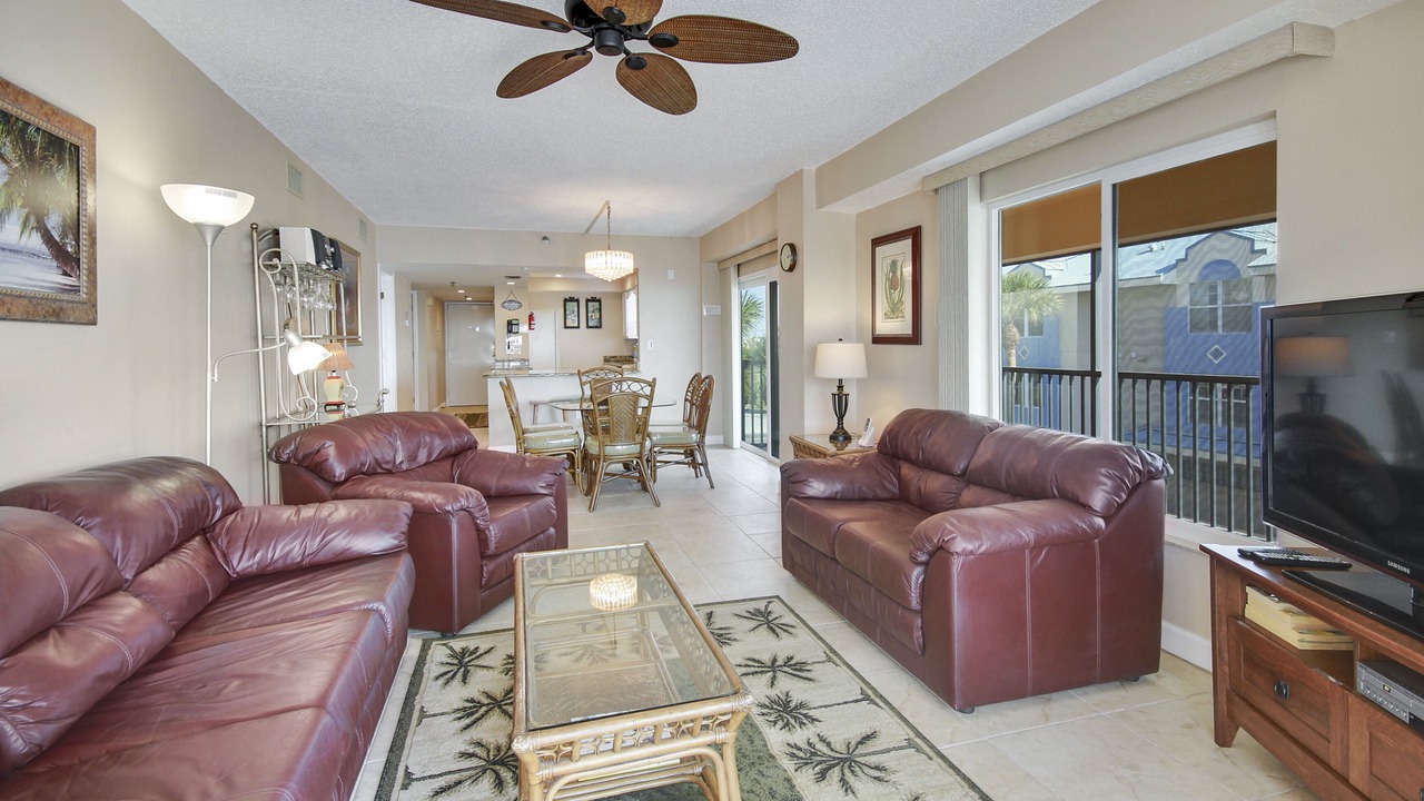Photo of Livingroom in Madeira Beach