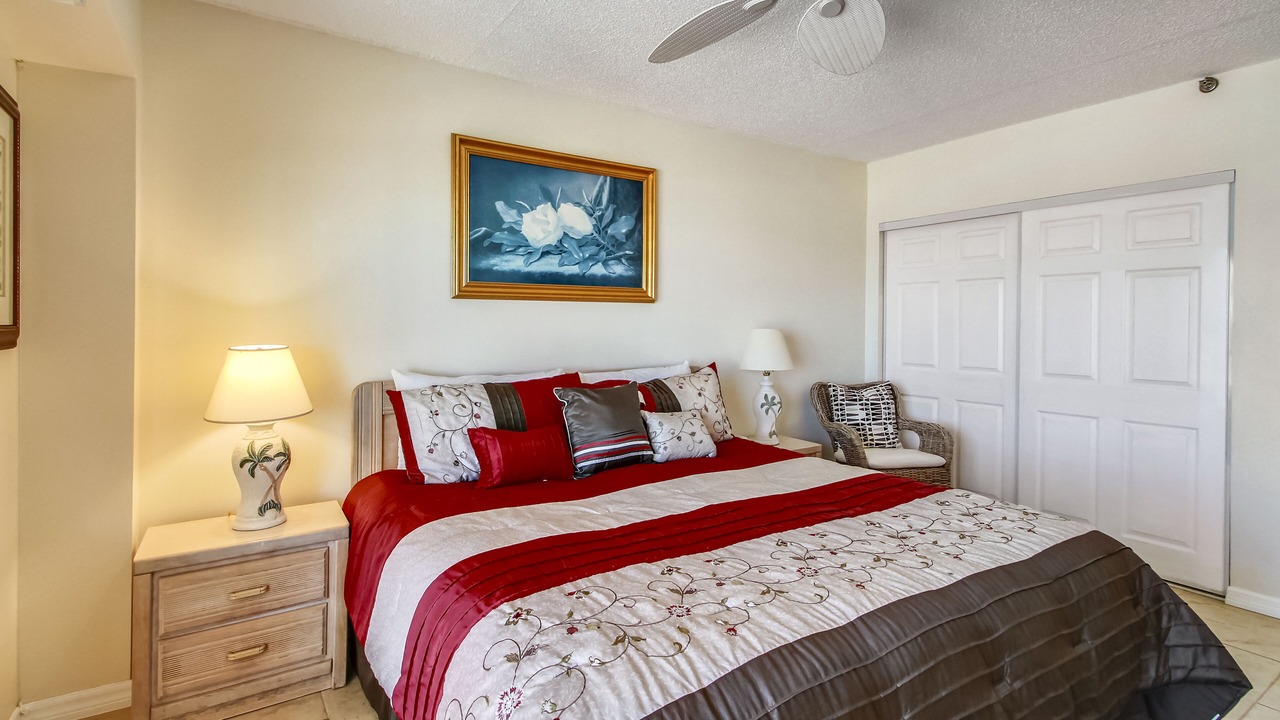 Photo of Bedroom in Madeira Beach