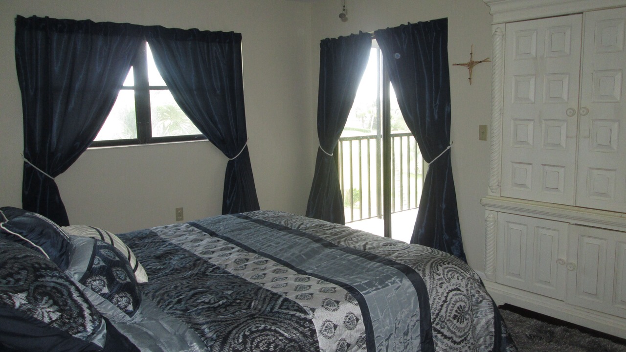 Photo of Bedroom in Lely Golf Estates