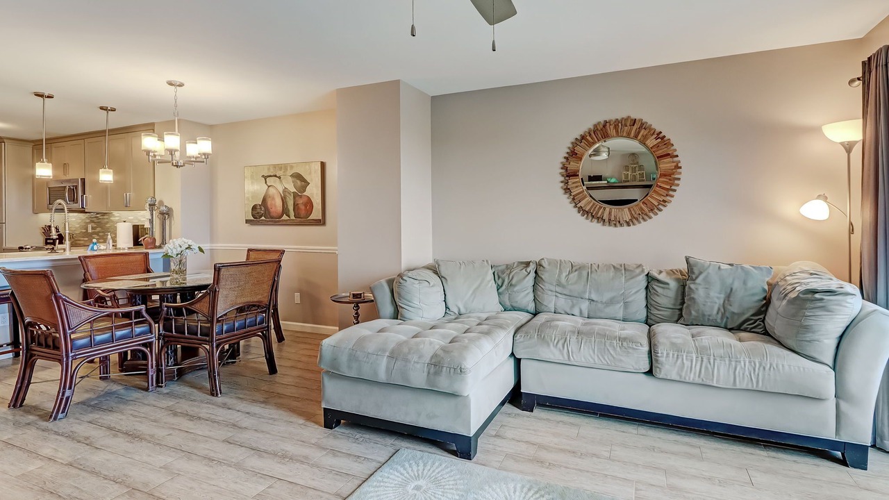 Photo of Livingroom in Amelia City