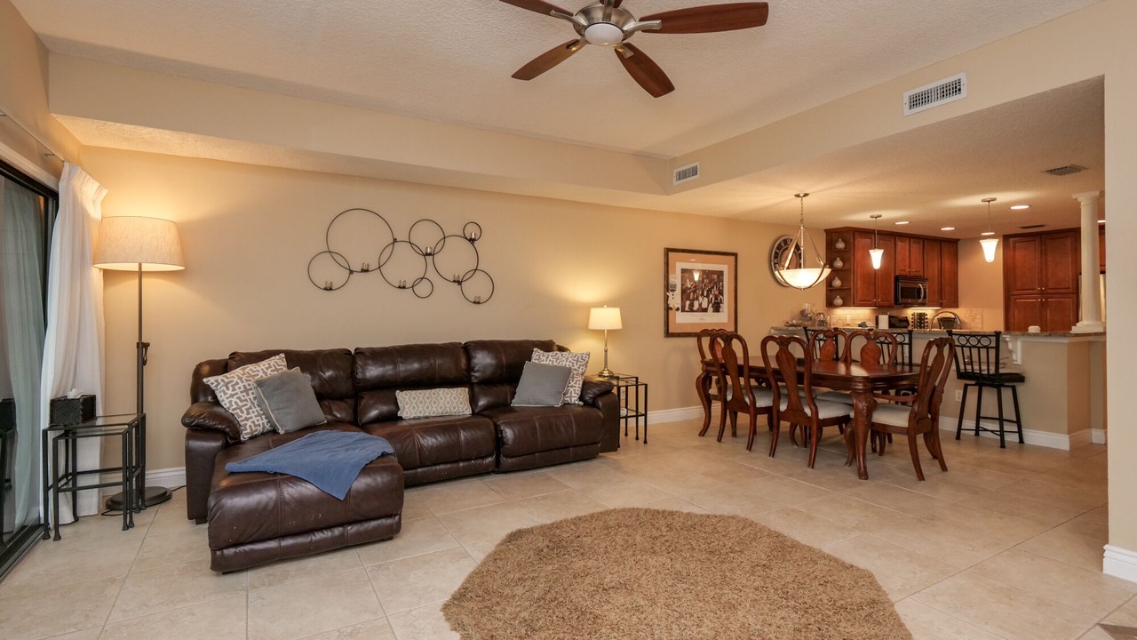 Photo of Livingroom in Sawgrass