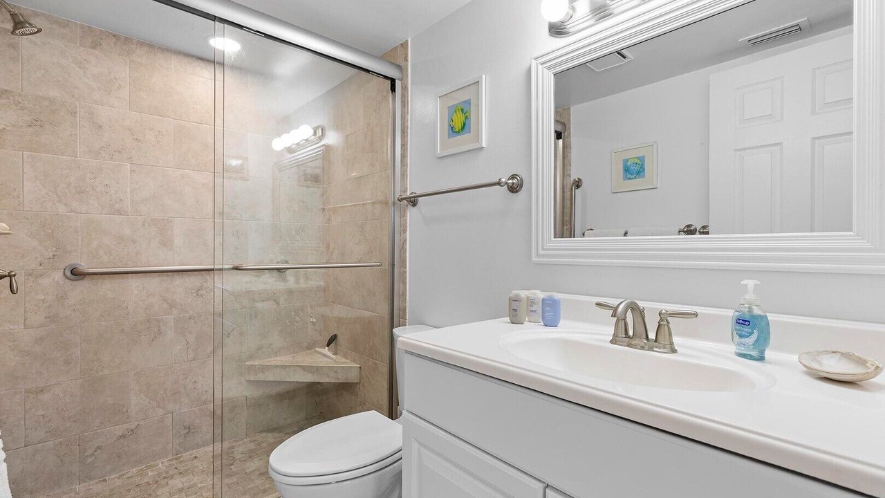 Photo of Bathroom in New Smyrna Beach