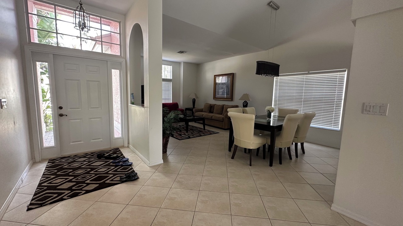 Photo of Bedroom in Crown Pointe