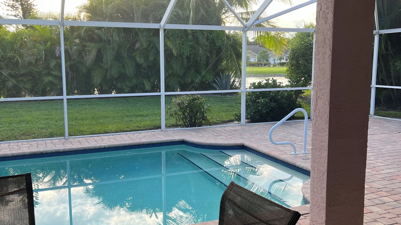Photo of Outdoor in Crown Pointe