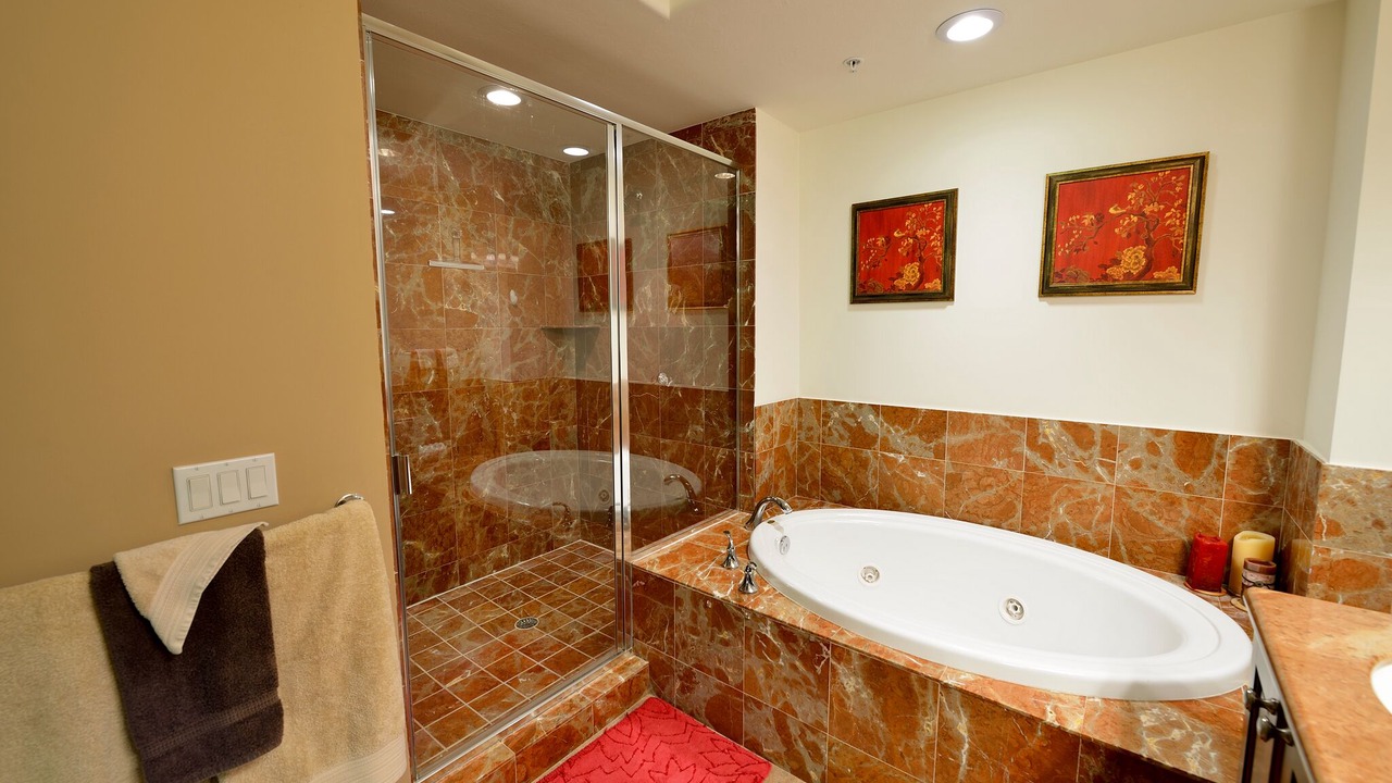 Photo of Bathroom in Naples