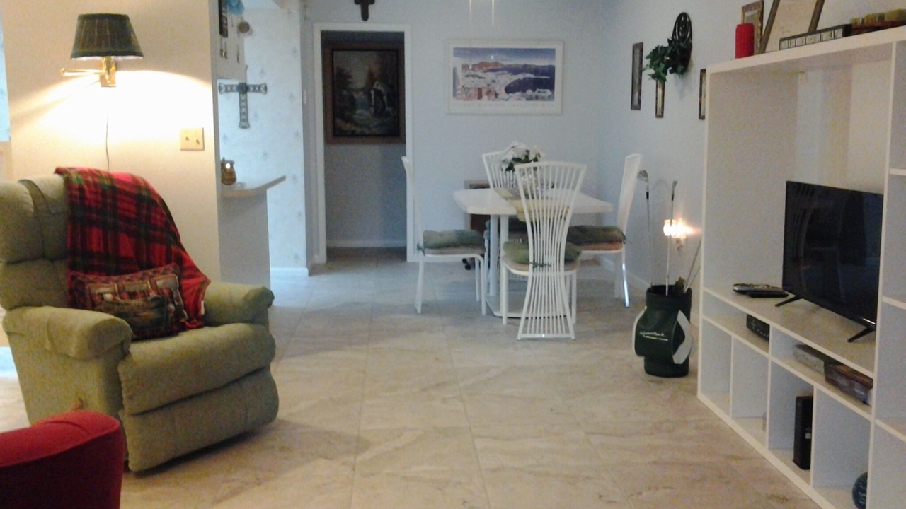 Photo of Livingroom in Sun 'N Lake