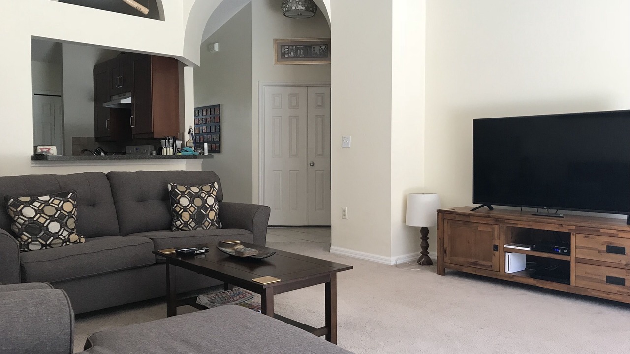 Photo of Livingroom in Sunridge Woods