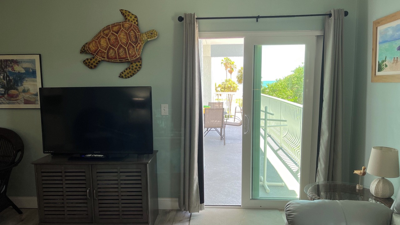 Photo of Livingroom in Redington Shores