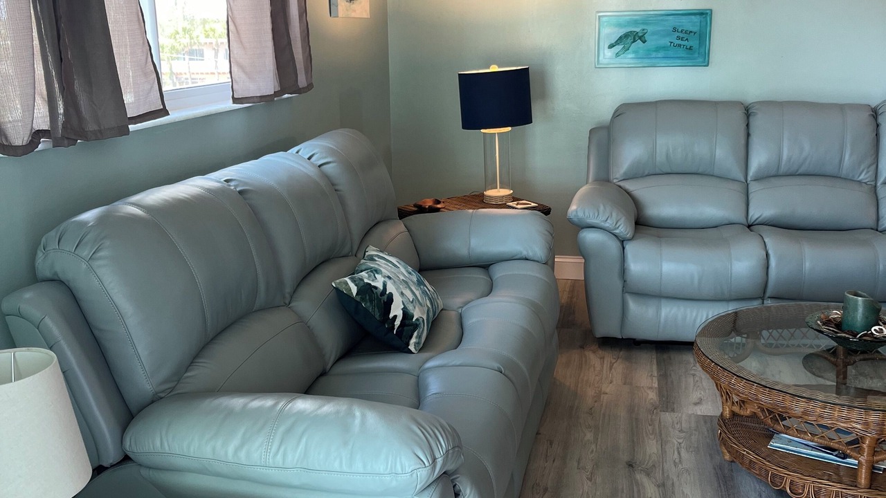 Photo of Livingroom in Redington Shores