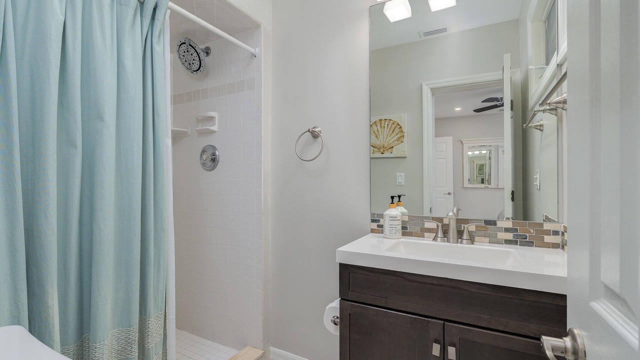 Photo of Bathroom in Ringling Estates