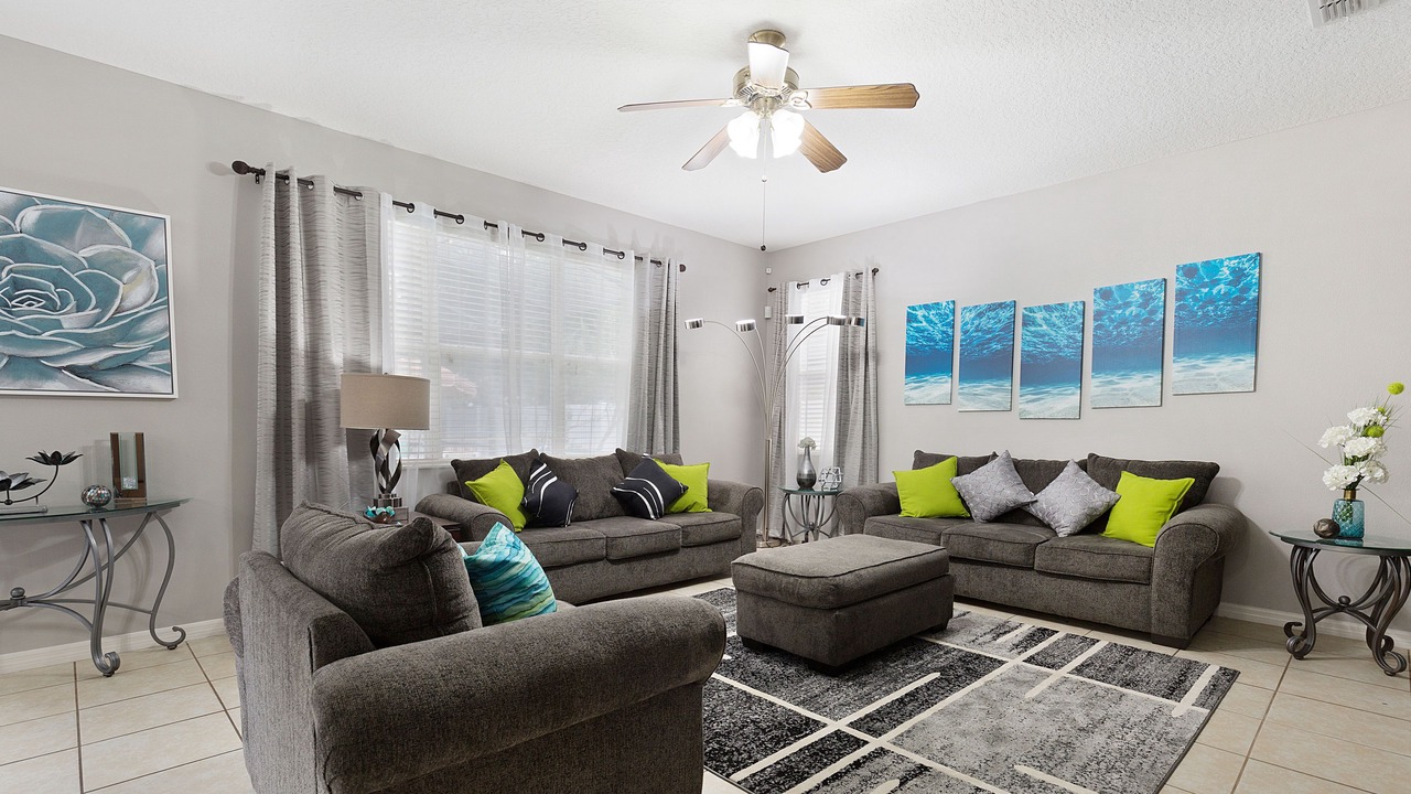 Photo of Livingroom in Legacy Park