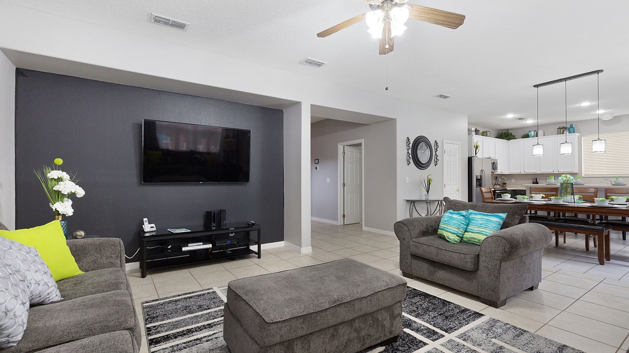 Photo of Livingroom in Legacy Park
