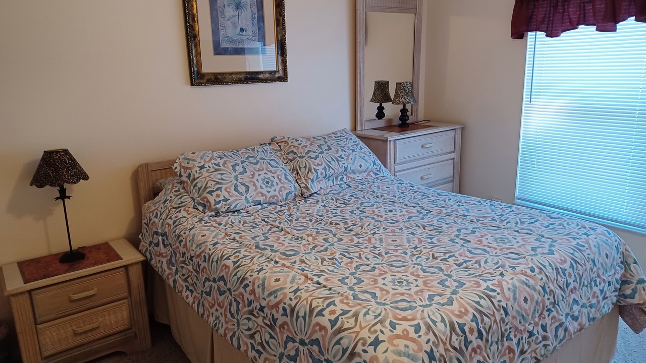 Photo of Bedroom in Lindfields