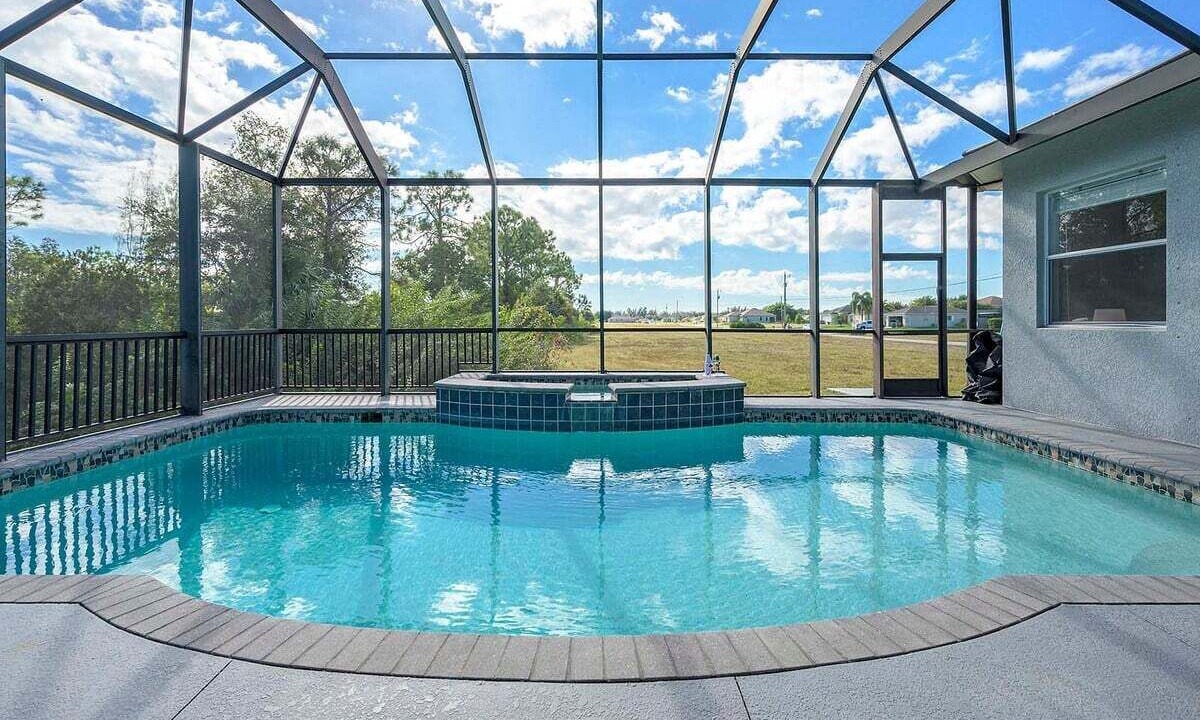 Photo of Outdoor in Mariner