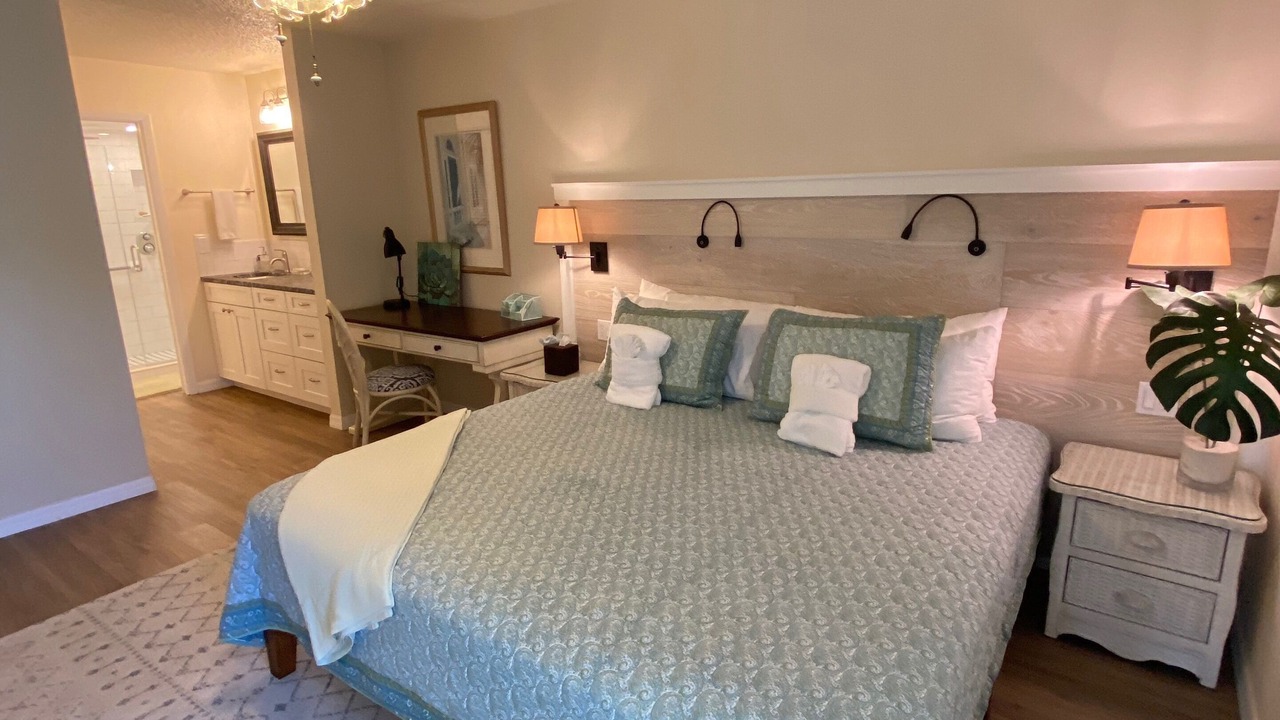 Photo of Bedroom in Gulf Gate Estates