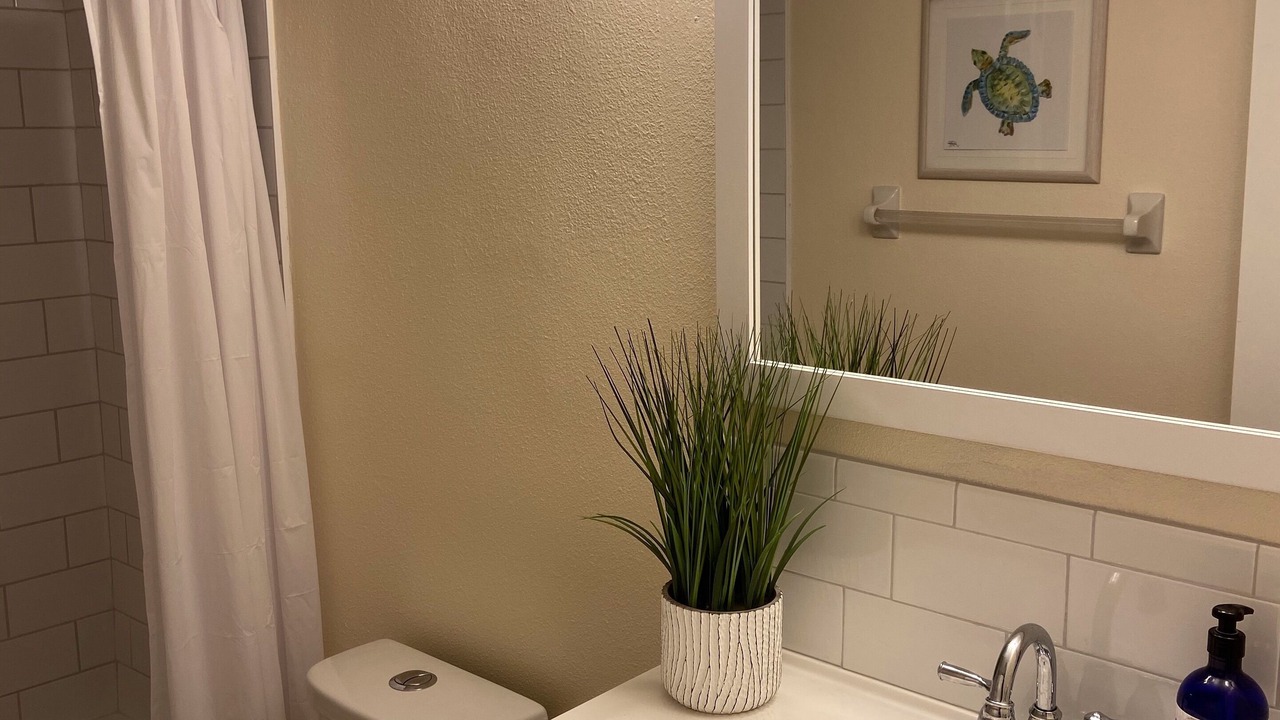 Photo of Bathroom in Gulf Gate Estates