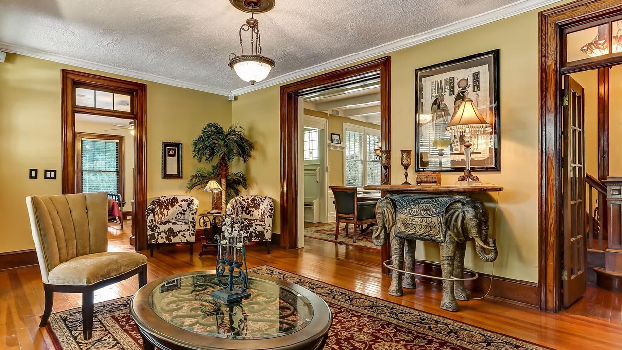 Photo of Livingroom in Orange Park