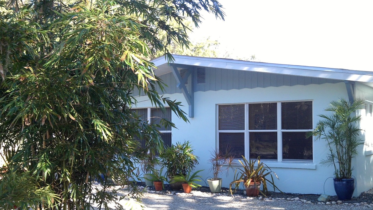 Photo of Outdoor in Broadview Manor