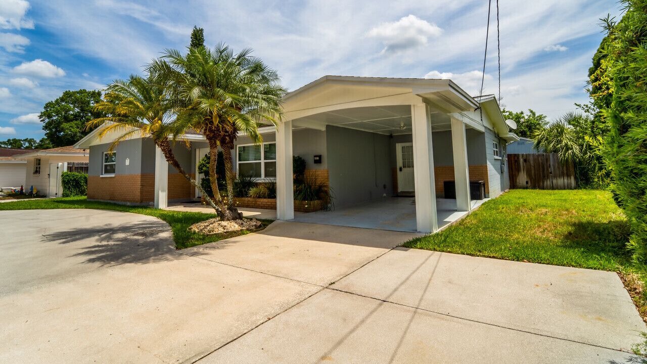 Photo of Outdoor in Pinecrest West Park