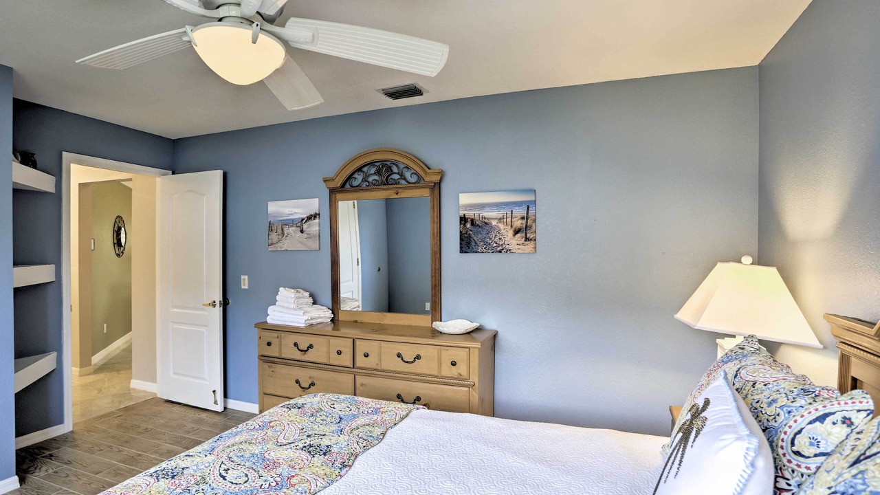 Photo of Bedroom in Pelican