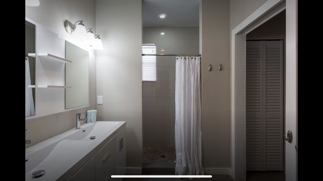 Photo of Bathroom in Buena Vista