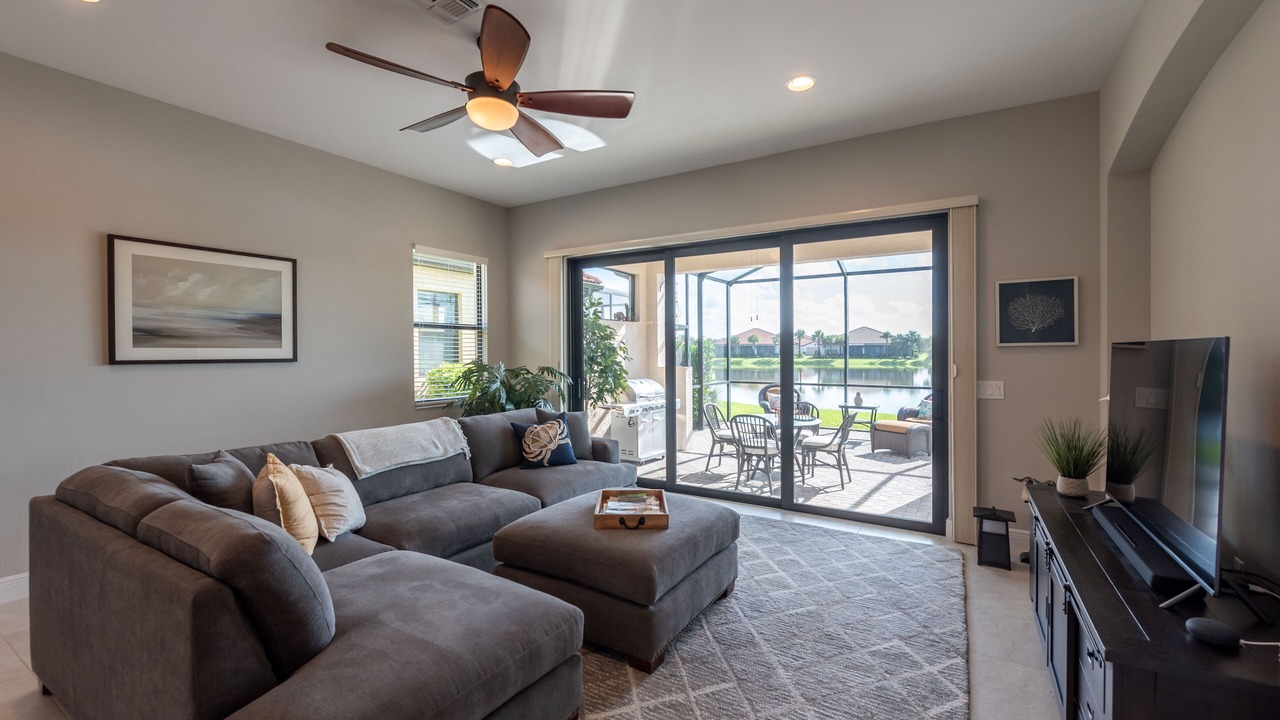 Photo of Livingroom in Naples