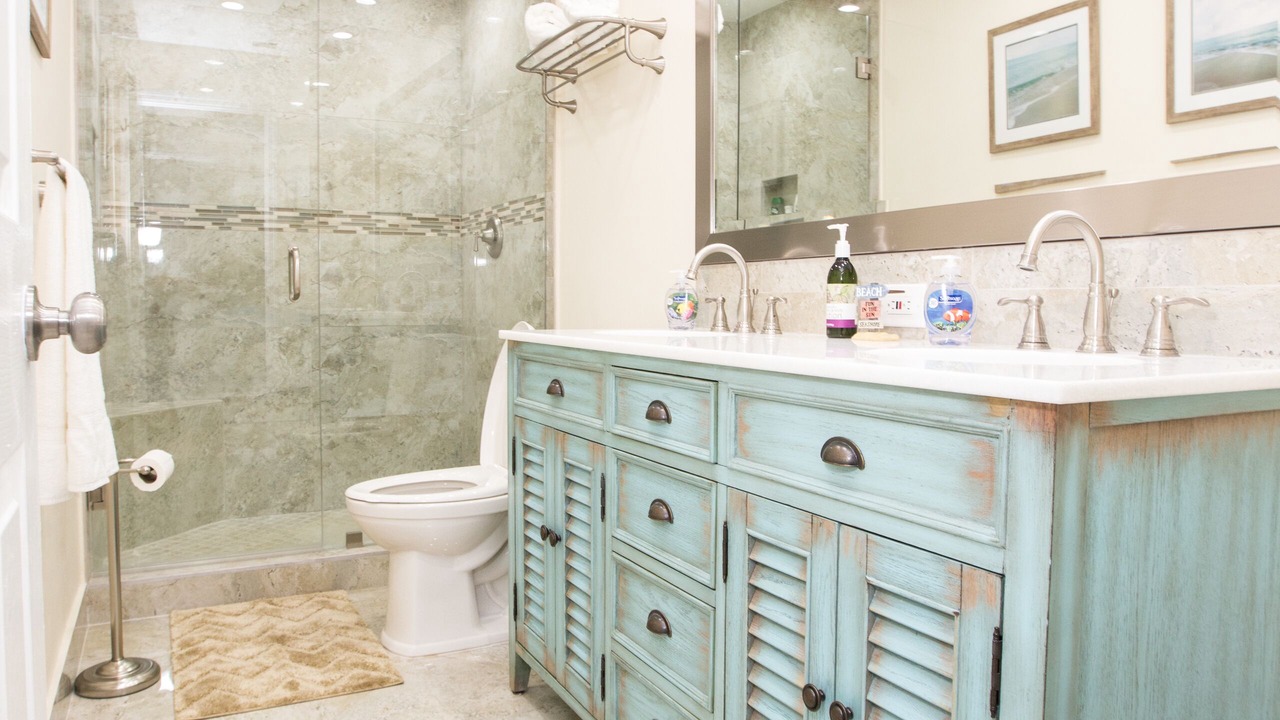 Photo of Bathroom in Ocean Ridge