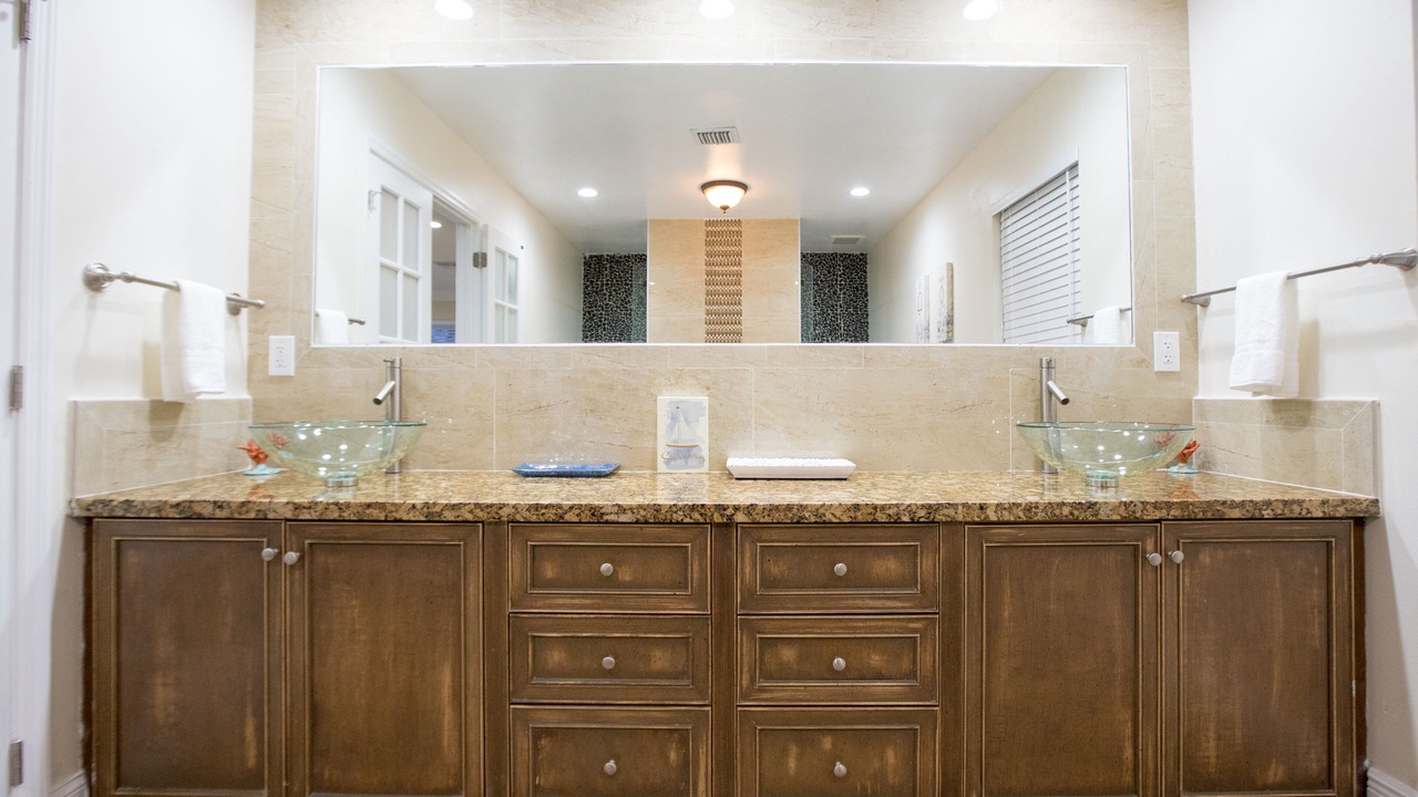 Photo of Bathroom in Ocean Ridge