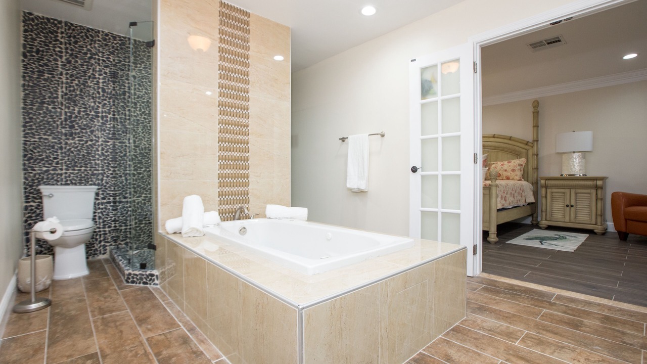 Photo of Bathroom in Ocean Ridge