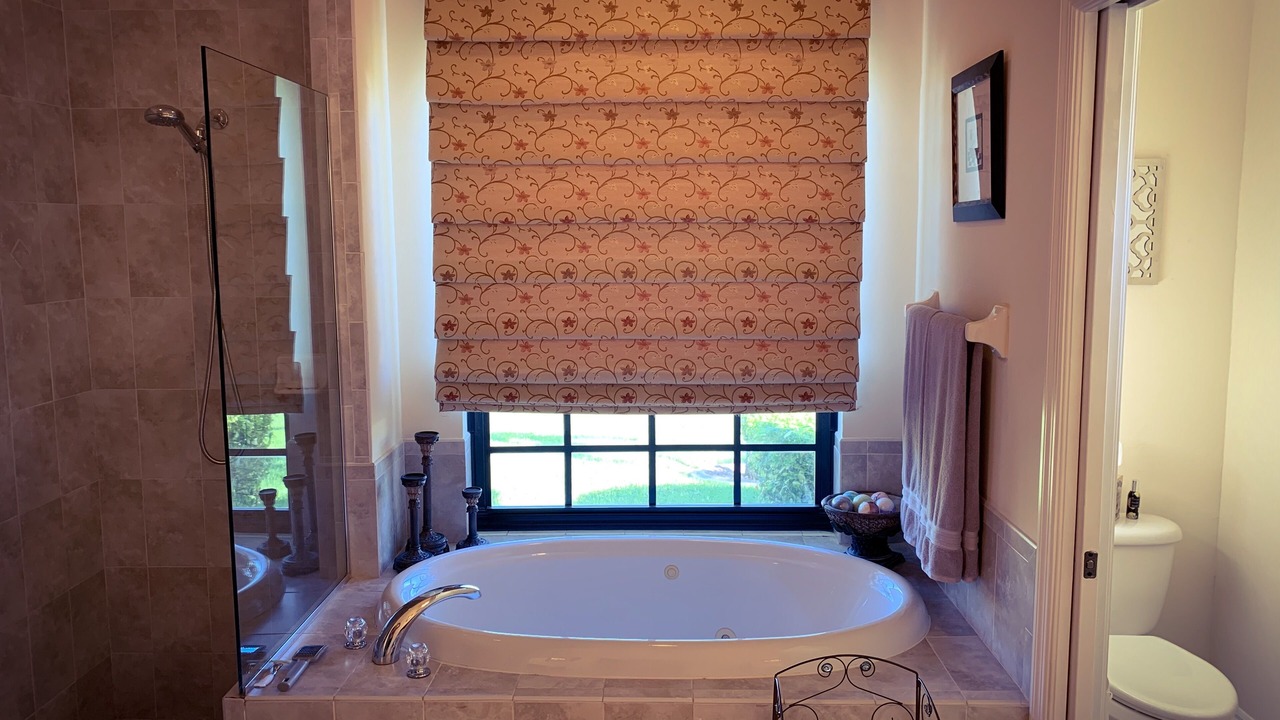 Photo of Bathroom in Pelican