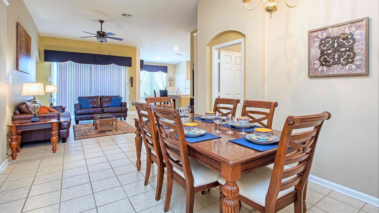 Photo of Bedroom in Windsor Palms