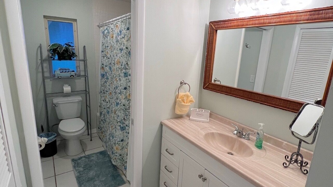 Photo of Bathroom in Old Naples