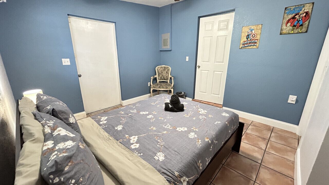 Photo of Bedroom in Olympia Heights