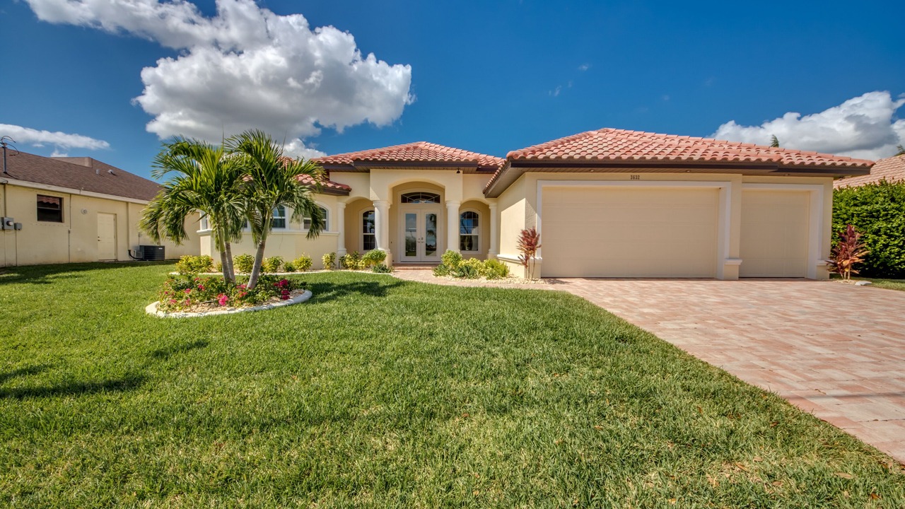 Photo of Outdoor in Pelican