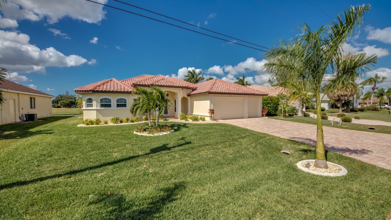 Photo of Outdoor in Pelican
