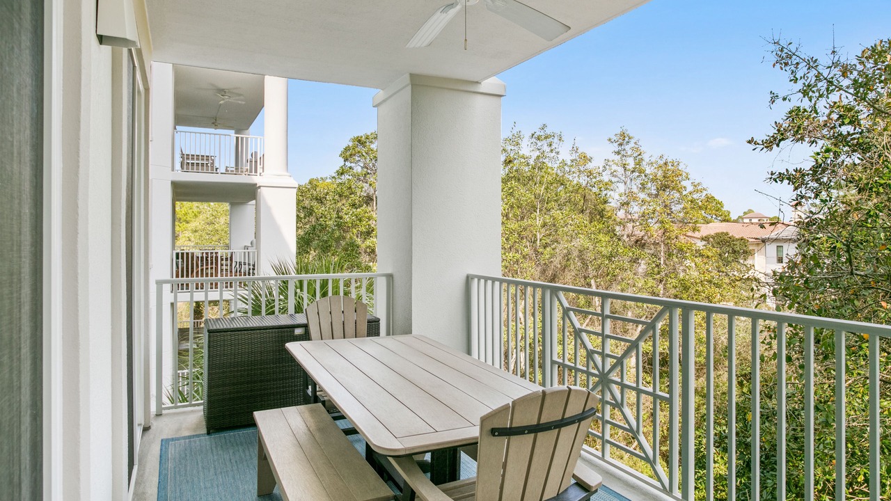 Photo of Patio Balcony in Santa Rosa Beach