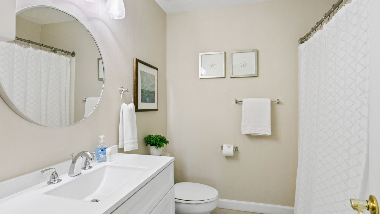 Photo of Bathroom in Santa Rosa Beach