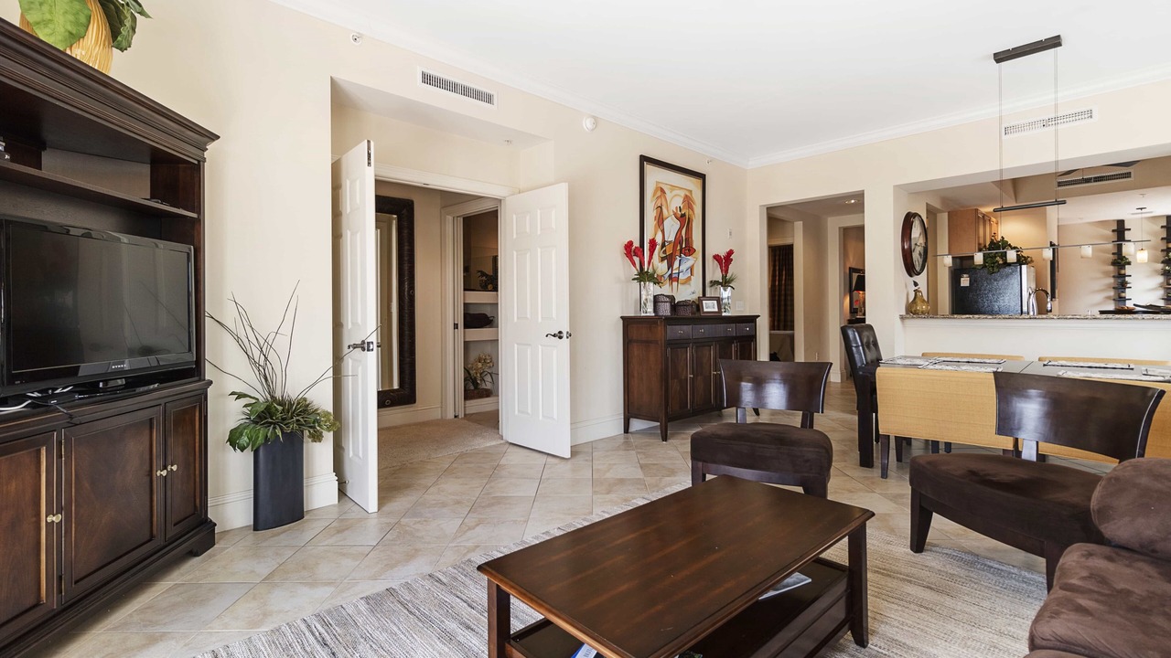 Photo of Livingroom in Ave Maria