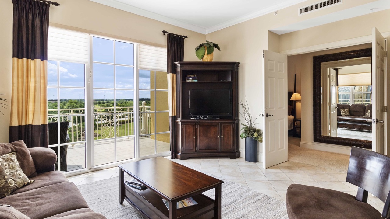 Photo of Livingroom in Ave Maria