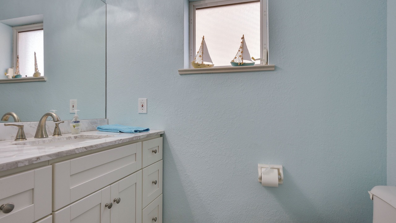 Photo of Bathroom in Nettles Island