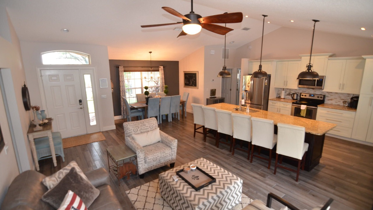 Photo of Livingroom in Haines City